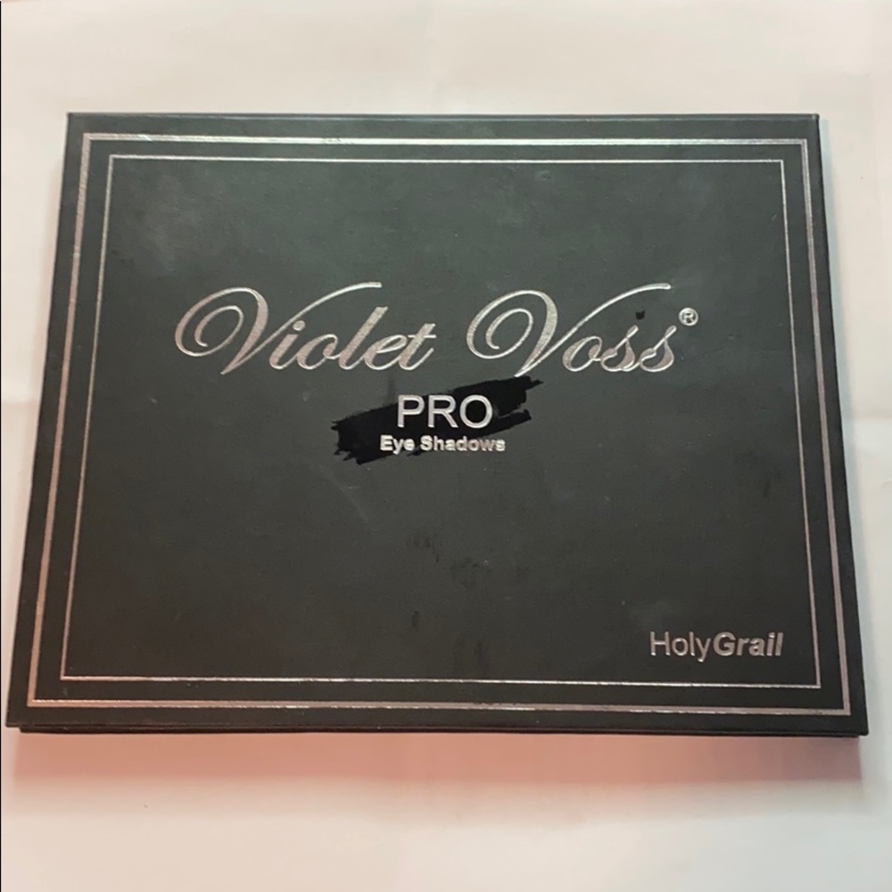 Violet Voss Pro palette HolyGrail